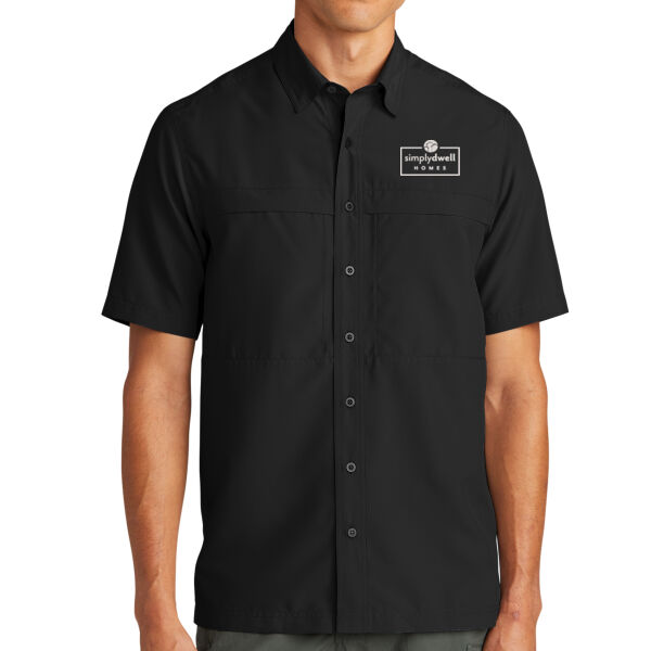   - Short Sleeve UV Daybreak Shirt Thumbnail